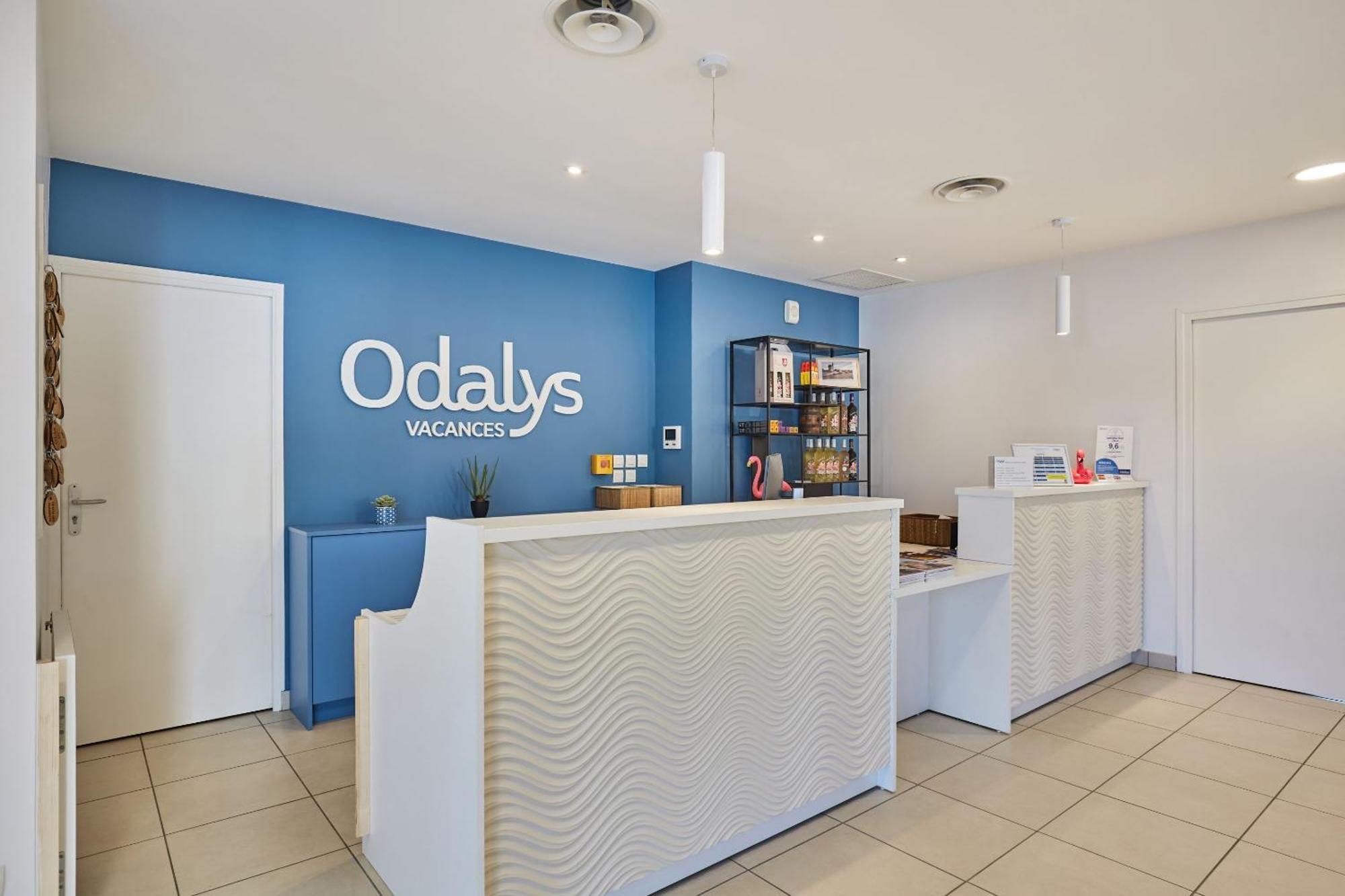 Residence Odalys Le Mas Des Flamants 에그모르트 외부 사진